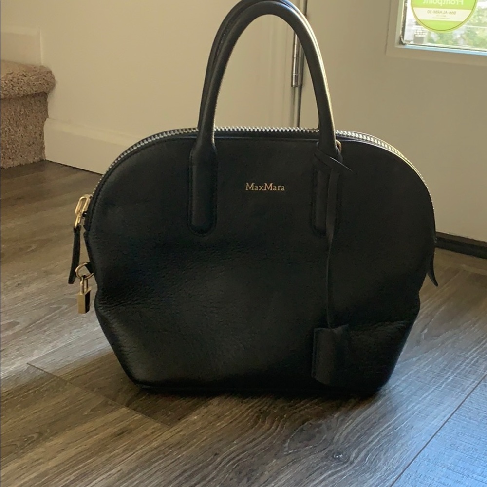 MaxMara black leather tote
